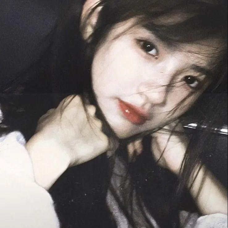 绿茵春色